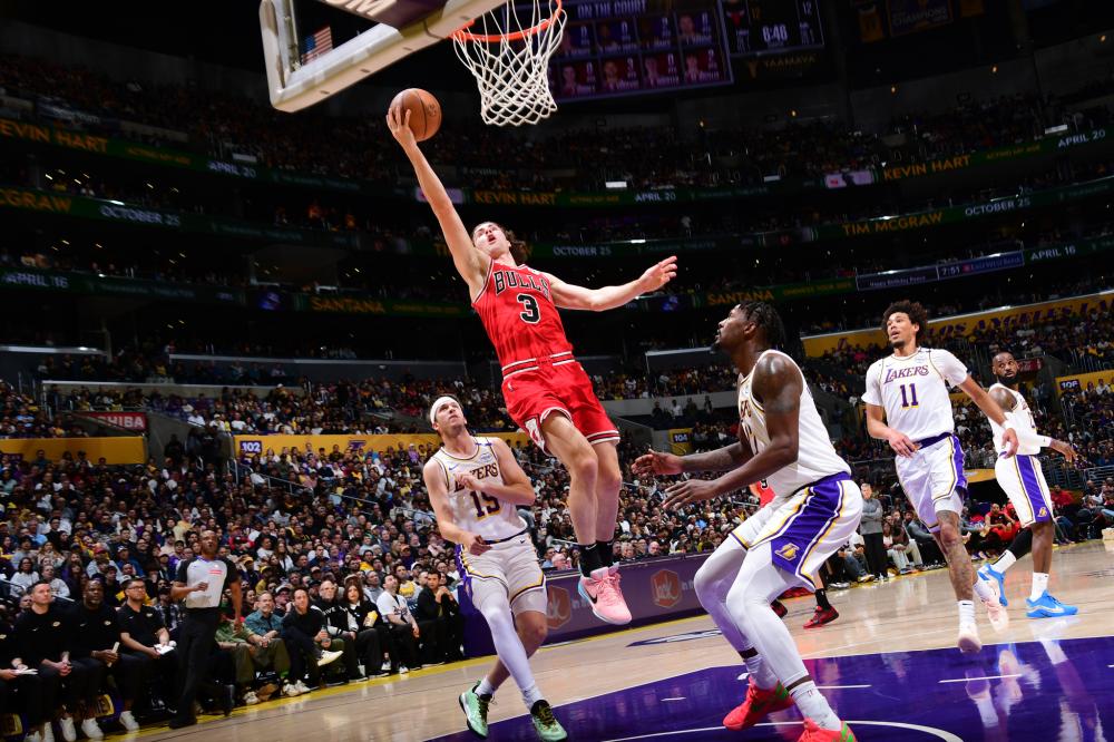 并通过沉浸 并通过沉浸